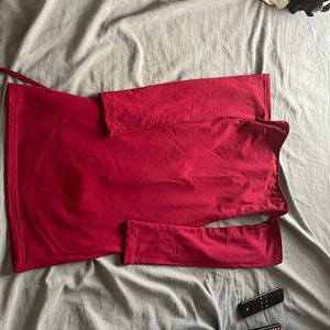 Mini open back, off- shoulders dress